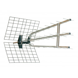 Antenne d'extérieur trinappe amplifiée 45 dB à fiche F