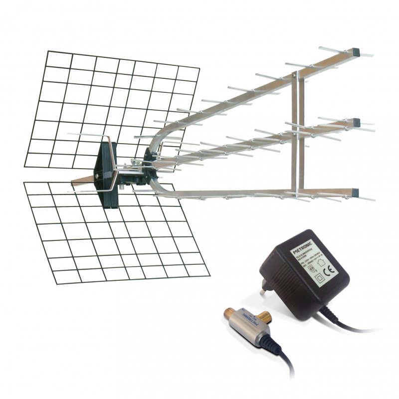 Antenne d'extérieur trinappe amplifiée 45 dB - 694 MHz